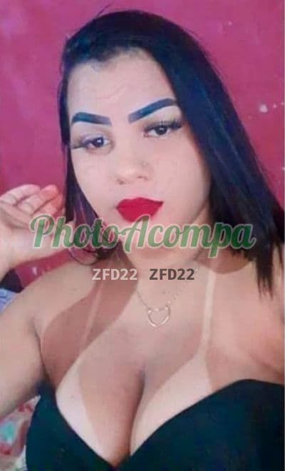 Acompanhante em Rio de Janeiro com beijo grego (4) — Emiily