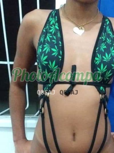 Foto 2: Acompanhante em Cabo Frio — beijo grego, Emily