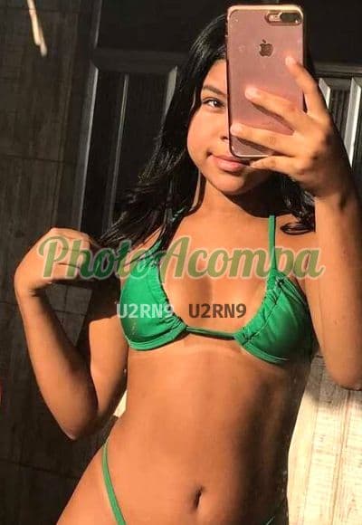 Acompanhante em Porto Seguro com beijo na boca (2) — Emy