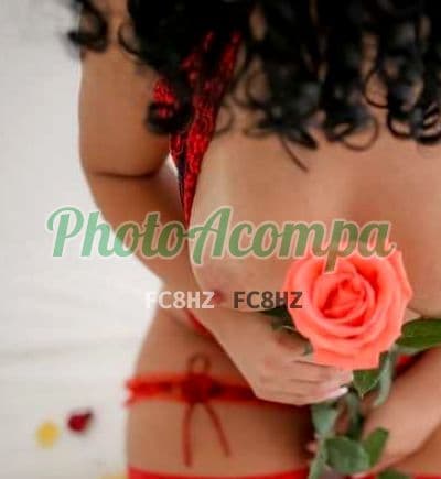 Acompanhante em Rio de Janeiro com beijo na boca (2) — Flor Copa