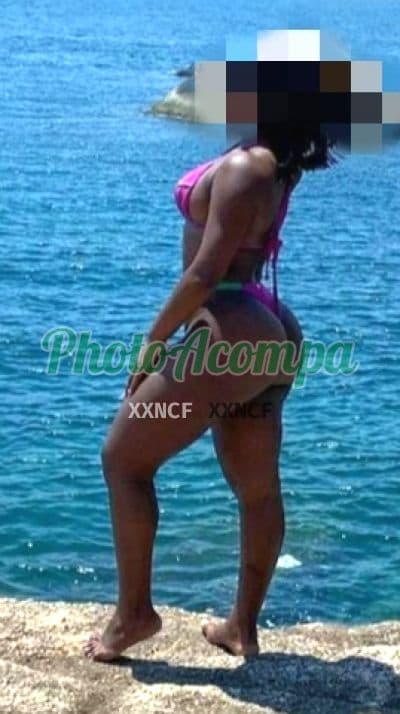 Acompanhante em Duque de Caxias com beijo na boca (2) — Gaby