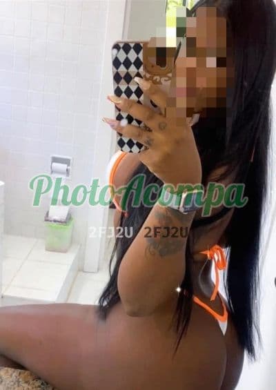 Acompanhante em Nova Iguaçu com beijo grego (2) — Gaby