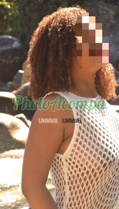 Acompanhante de seios naturais em Niterói, foto 3 de Gaby Lima