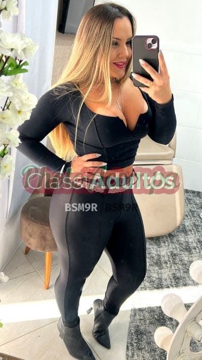 Acompanhante loira em Caraguatatuba — Helena