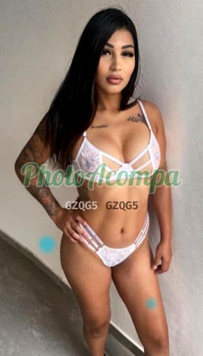 Acompanhante em Rio Claro com beijo grego (2) — Indynara