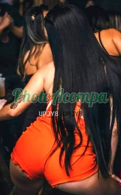 Foto 6: Acompanhante em Praia Grande — beijo grego, Janaína