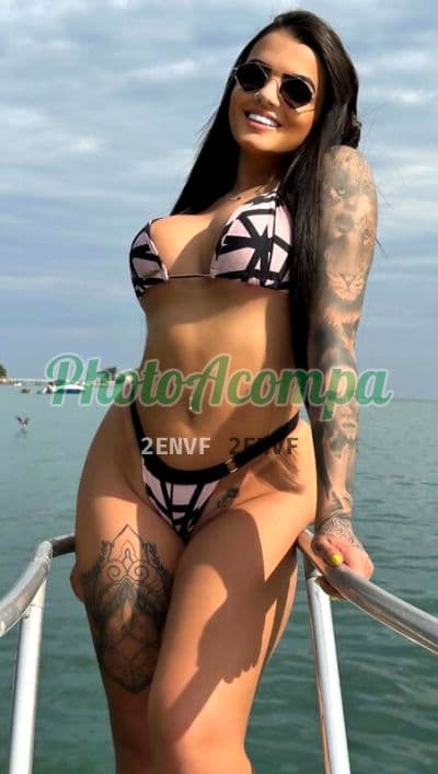 Acompanhante em Botucatu com beijo na boca (2) — Jéssica
