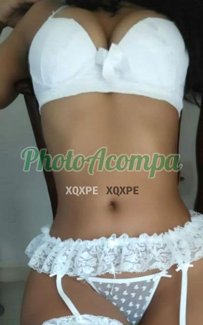 Acompanhante morena em Salvador, foto 3 de Júlia