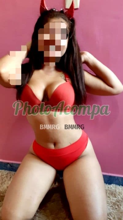 Acompanhante magra em Manaus (5) — Júlia