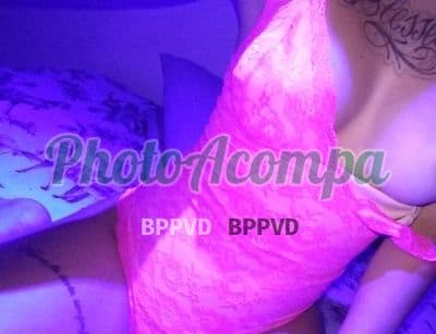 Acompanhante loira em São José, foto 5 de Júlia