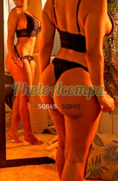 Acompanhante morena em Bombinhas, foto 5 de Júlia