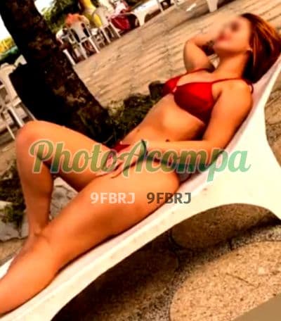 Acompanhante magra em Curitiba (3) — Júlia