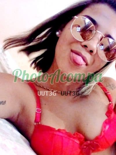 Foto 2: Acompanhante em Nilópolis — beijo na boca, Júlia