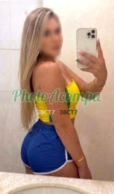 Acompanhante magra em Salvador (3) — Júlia