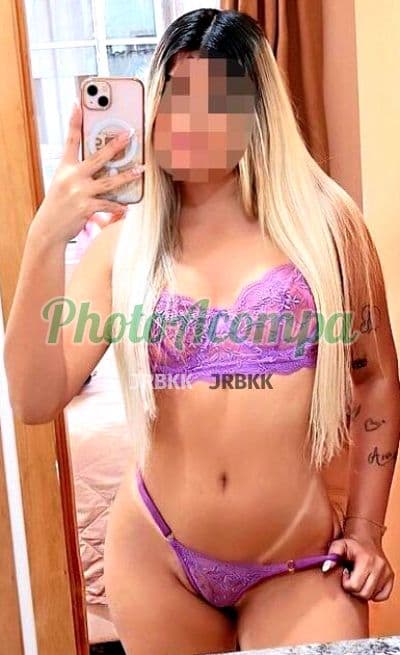 Acompanhante em Rio das Ostras com oral natural (4) — Júlia Lins