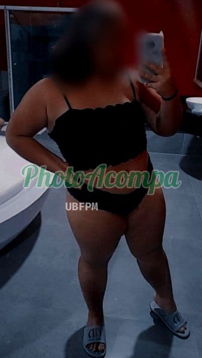 Acompanhante em Maringá — beijo grego, foto 2 de Juliana