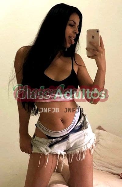 Acompanhante morena em Rio de Janeiro, foto de perfil