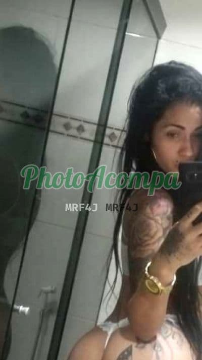 Acompanhante em Rio de Janeiro com beijo na boca (2) — Karina