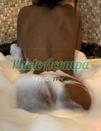 Foto 2: Acompanhante em Balneário Camboriú — beijo na boca, Kiara