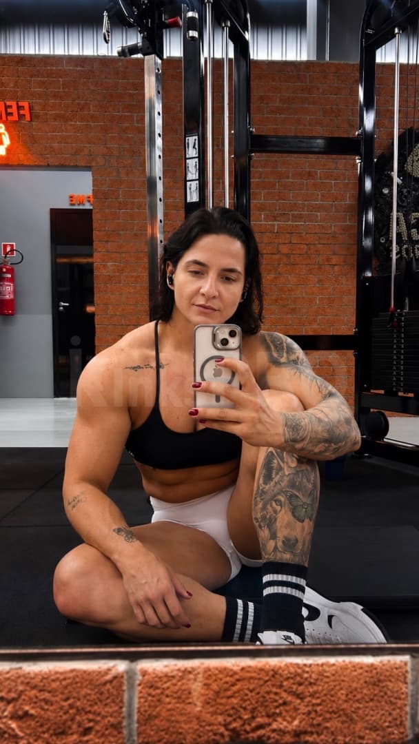 Acompanhante em Campinas com podolatria online (2) — Lady Domma