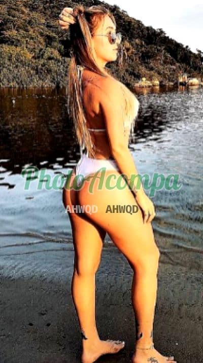 Acompanhante de seios naturais em Atibaia, foto 5 de Laís Becker