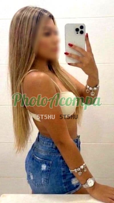 Acompanhante loira em Salvador (5) — Lara Galvão