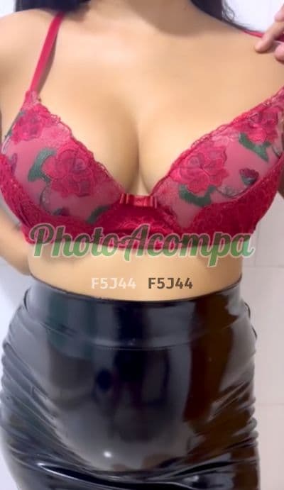 Foto 4: Acompanhante em São Vicente — cinta caralho, Lari Fox