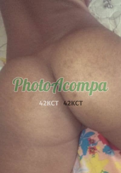 Acompanhante depilada em Salvador, foto 5 de Larissa