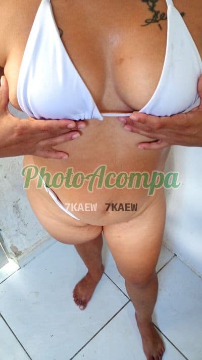 Foto 4: Acompanhante de seios naturais em Porto Belo — Larissa