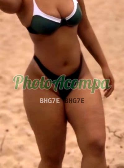 Acompanhante morena em Caraguatatuba, foto 3 de Larissa