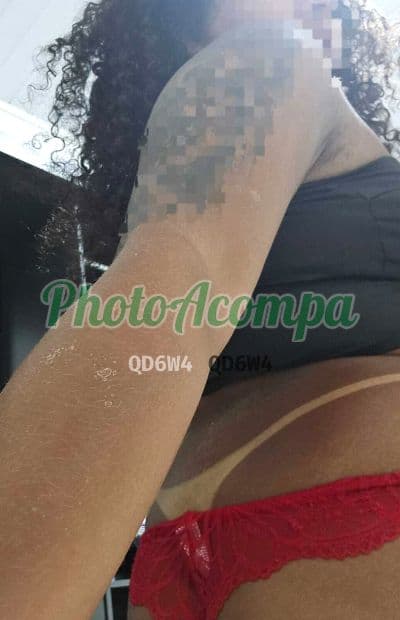 Acompanhante em Nova Iguaçu com beijo grego (2) — Larissa