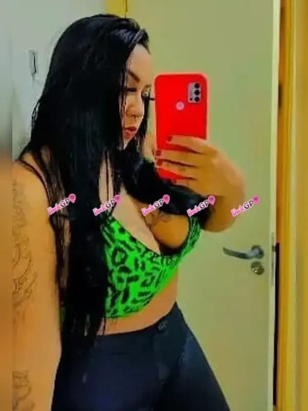 Acompanhante em Cristalina com atende casal (2) — Larissa