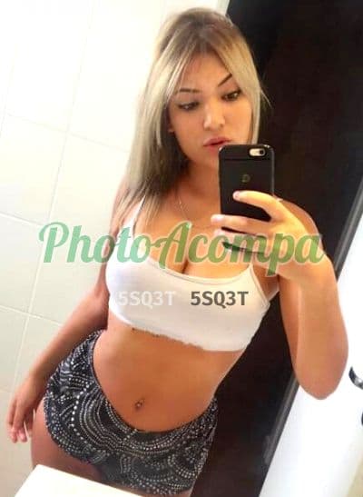Acompanhante de seios naturais em Rio de Janeiro (5) — Larissa