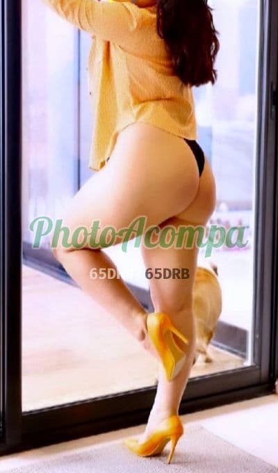 Acompanhante depilada em Salvador (5) — Larissa