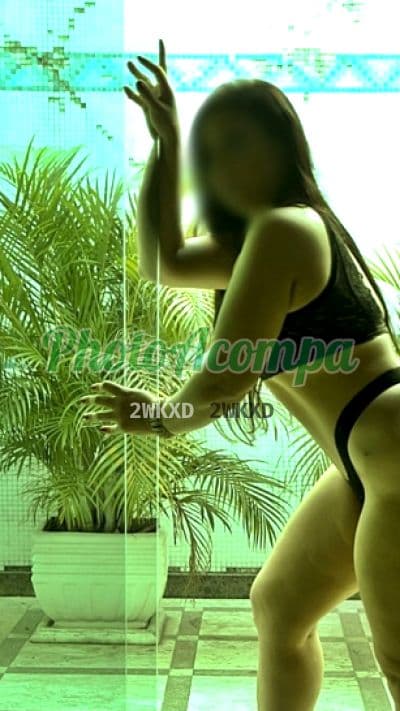 Acompanhante de seios naturais em Cabo Frio (5) — Laura