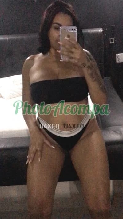 Acompanhante magra em Piumhi (3) — Laura