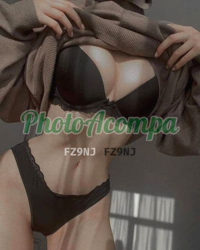 Acompanhante magra em Joinville (3) — Laura