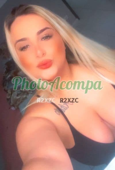 Foto 2: Acompanhante em Itanhaém — beijo grego, Laura