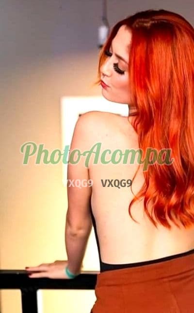 Acompanhante em Cascavel com beijo na boca (2) — Laura Fabri