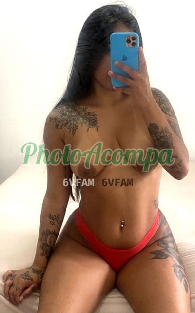 Acompanhante em Nova Iguaçu com beijo grego (2) — Laura Silva