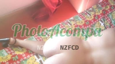Acompanhante de seios naturais em Curitiba, foto 5 de Laurinha