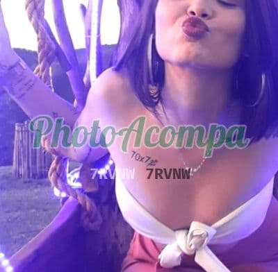 Acompanhante de seios naturais em São José dos Campos (3) — Laurinha