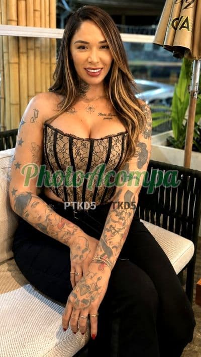 Acompanhante magra em Piracicaba (3) — Laurinha