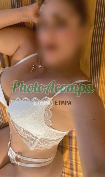 Acompanhante magra em São Paulo (3) — Laurinha