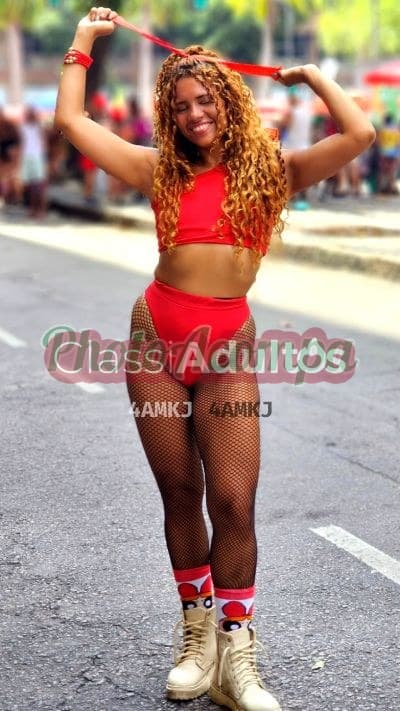 Acompanhante ruiva em Rio de Janeiro — Lia