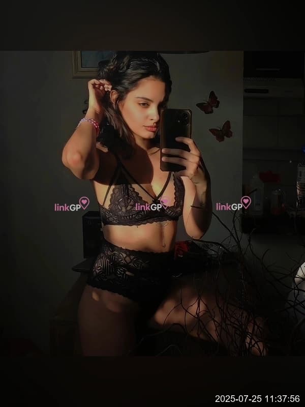 Acompanhante foto real em Brasil (2) — Liquor Lips