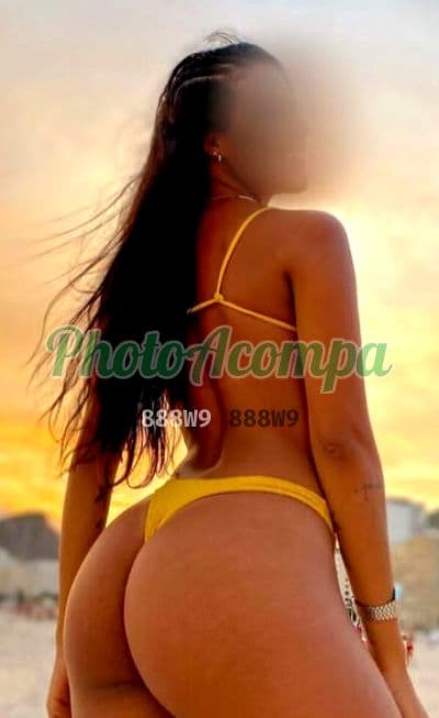 Acompanhante magra em São Paulo (3) — Lívia