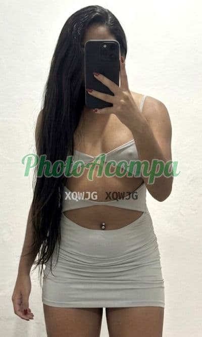Acompanhante mignon em Ilhabela, foto 2 de Lívia