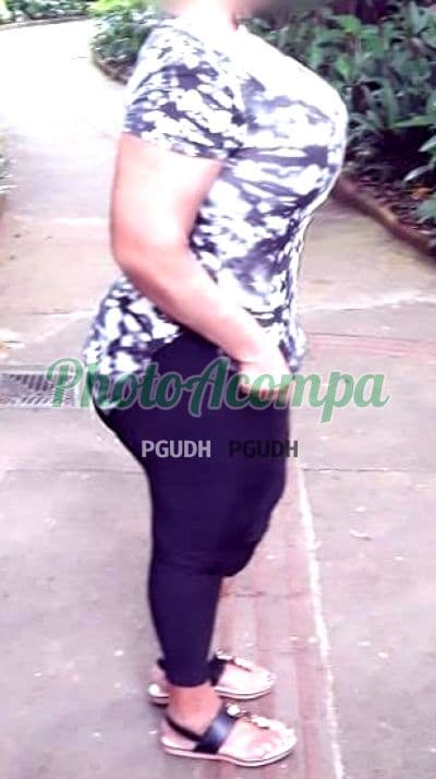 Acompanhante de seios naturais em Santos, foto 3 de Liza