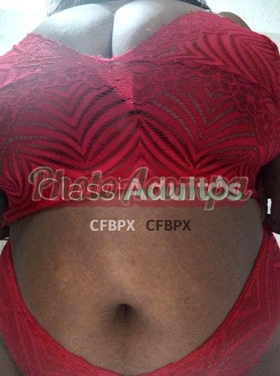 Acompanhante negra em Carapicuíba